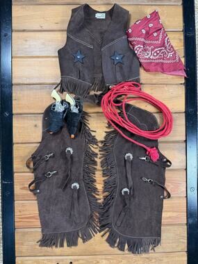 Kids Cowboy Sheriff Halloween Costume Set Suede Chaps Vest Holsters Lasso Medium